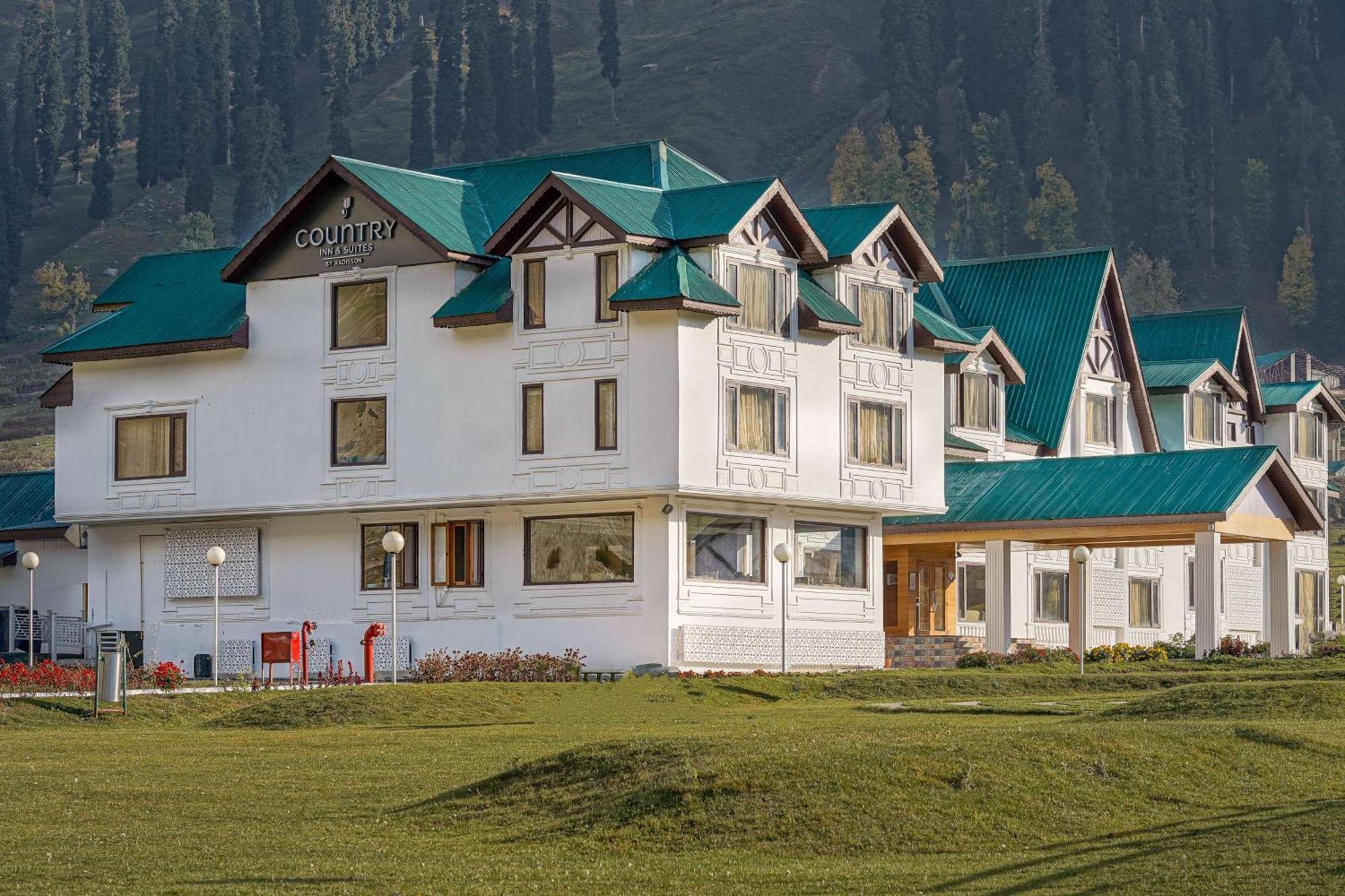 Country Inn Suites By Radisson Sonāmarg Zewnętrze zdjęcie
